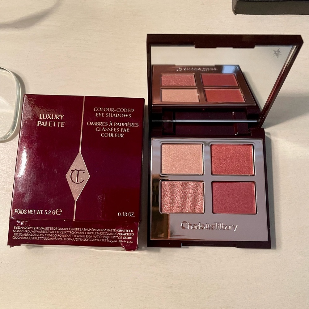 NIB Charlotte Tilbury Luxury Palette in Walk of Shame Great deal!!!